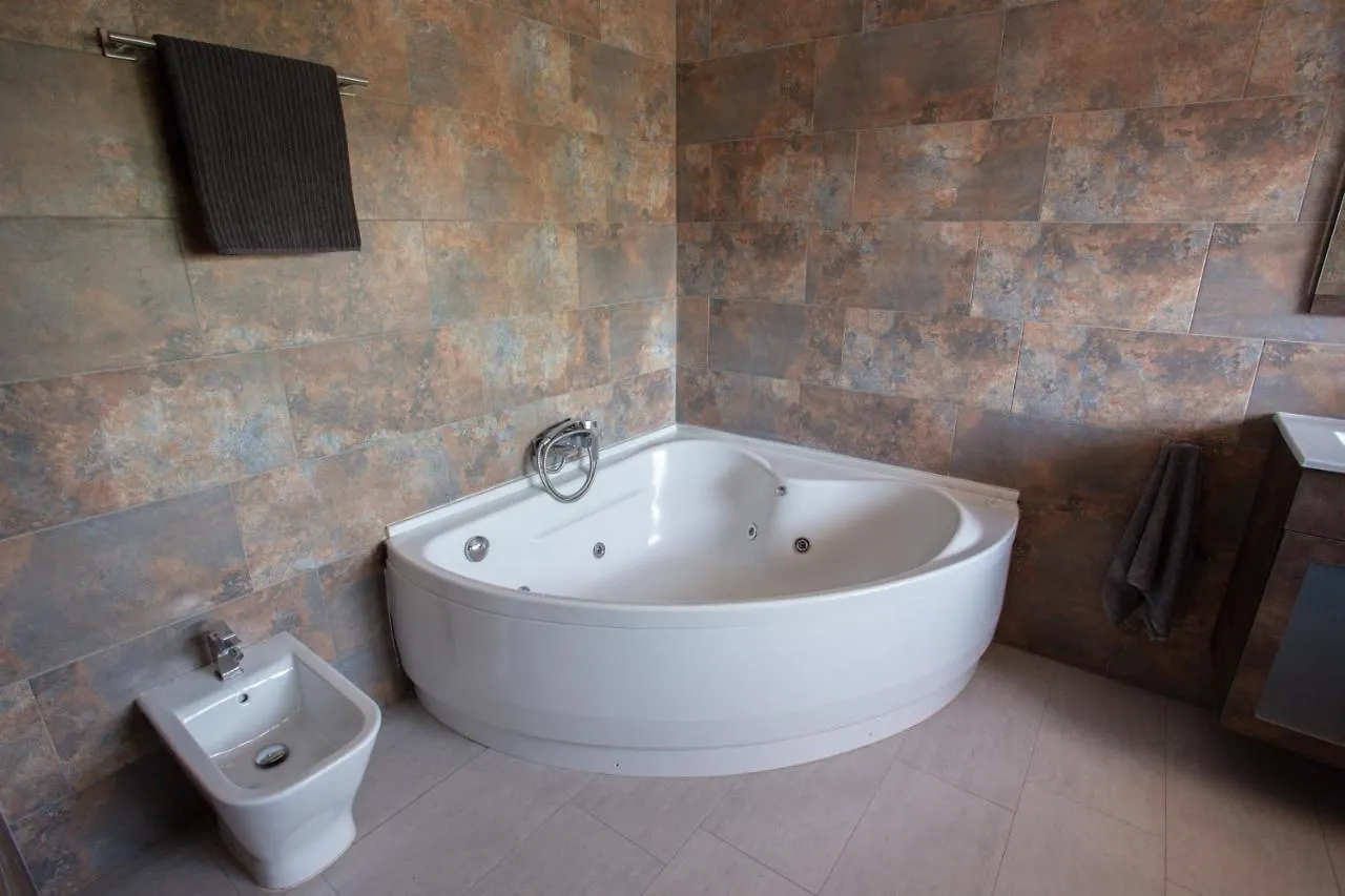 Barbatuke Eco-Homestel Malaga Spain