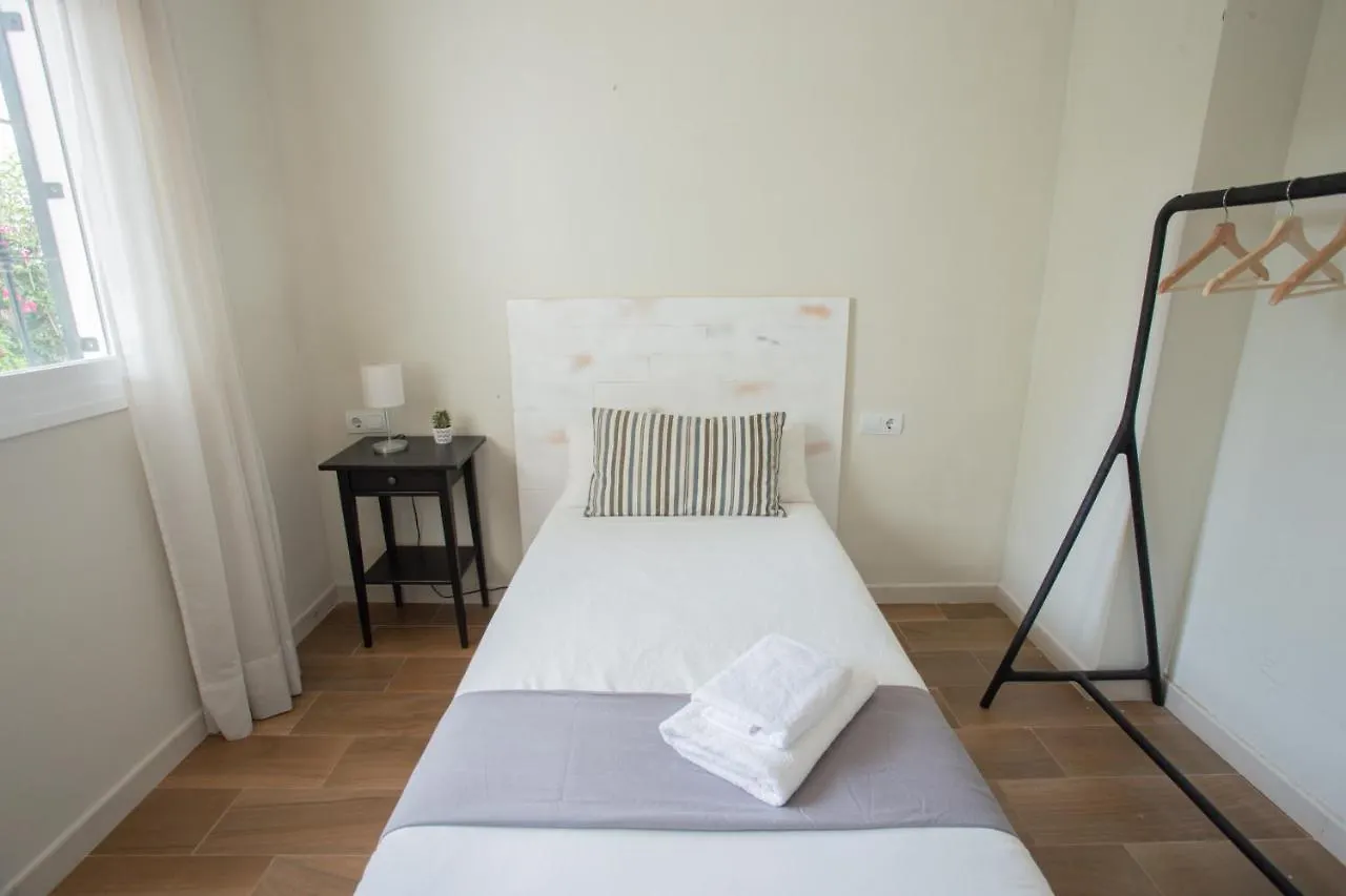 Barbatuke Eco-Homestel Malaga 0*,  Spain